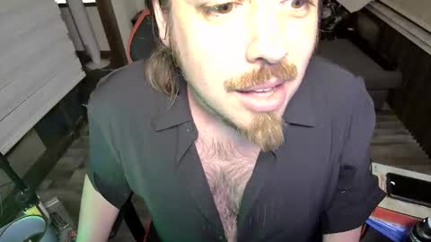 Snapshot of maxredz chatting on 14, 3, 2026 Max online show from 14, 3, 2026