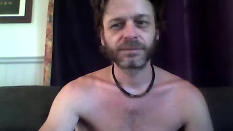 MaxTheWolf online show from 5, 7, 2026