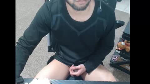 max online show from 3, 3, 2026