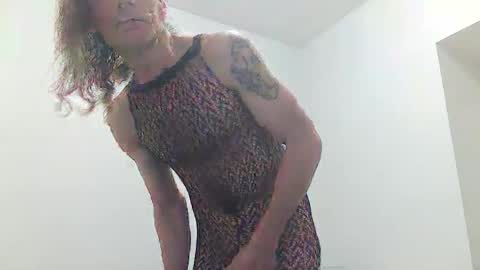 maxxou69hot online show from 4, 2, 2026