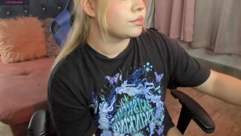 Maxine Minx online show from 29, 1, 2025