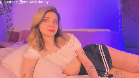 Snapshot of may_meowww chatting on 14, 10, 2025 May online show from 14, 10, 2025