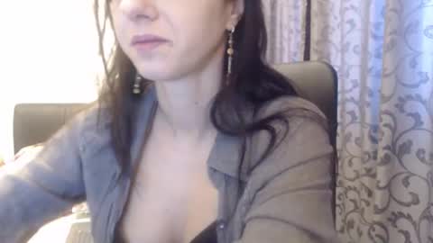 Maya online show from 19, 12, 2025