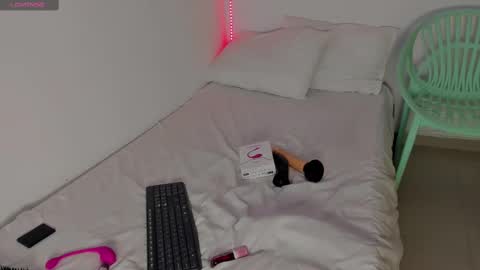 Maya online show from 30, 9, 2025