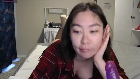 maya_kumashiro online show from 18, 11, 2025