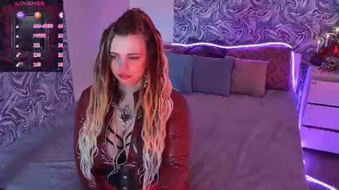 Snapshot of maya_mils chatting on 24, 6, 2026 Maya Mils online show from 24, 6, 2026