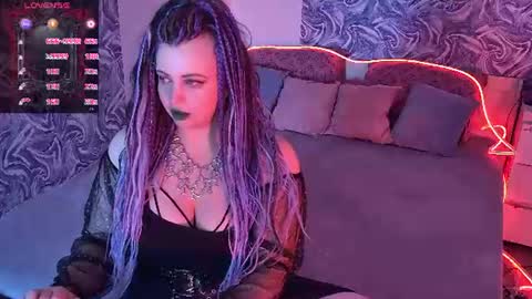 Snapshot of maya_mils chatting on 22, 7, 2026 Maya Mils online show from 22, 7, 2026