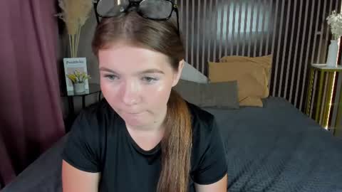 Snapshot of mayajade chatting on 24, 6, 2026 mayajade online show from 24, 6, 2026