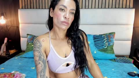 Snapshot of mayarusell01 chatting on 25, 1, 2025 Nicolle Ruselle   Hello my lovely  schedule for great fun from  630 am and end 800 pm Colombian time I wait for you online show from 25, 1, 2025