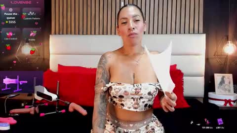 Snapshot of mayarusell01 chatting on 12, 9, 2025 Nicolle Ruselle   Hello my lovely  schedule for great fun from  630 am and end 800 pm Colombian time I wait for you online show from 12, 9, 2025