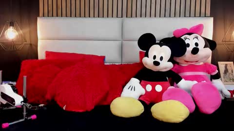 Snapshot of mayarusell01 chatting on 4, 10, 2025 Nicolle Ruselle   Hello my lovely  schedule for great fun from  630 am and end 800 pm Colombian time I wait for you online show from 4, 10, 2025