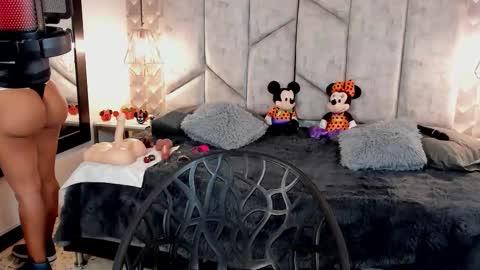 Snapshot of mayarusell01 chatting on 14, 10, 2025 Nicolle Ruselle   Hello my lovely  schedule for great fun from  630 am and end 800 pm Colombian time I wait for you online show from 14, 10, 2025