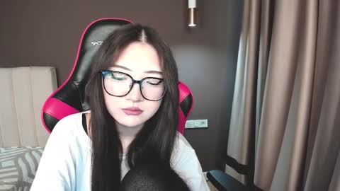 Erina online show from 6, 2, 2026