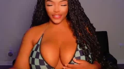 MayBabi online show from 25, 7, 2026