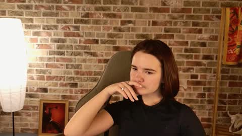 maybloom_ online show from 18, 12, 2025