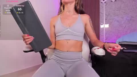 Maye Wells online show from 8, 7, 2026