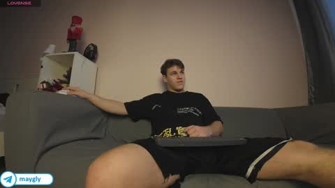 Snapshot of maygly chatting on 7, 2, 2025 Slava and Alextatto online show from 7, 2, 2025