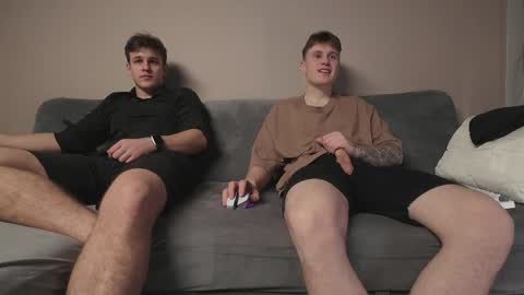 Snapshot of maygly chatting on 8, 2, 2025 Slava and Alextatto online show from 8, 2, 2025