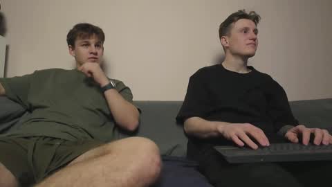 Snapshot of maygly chatting on 21, 2, 2025 Slava and Alextatto online show from 21, 2, 2025