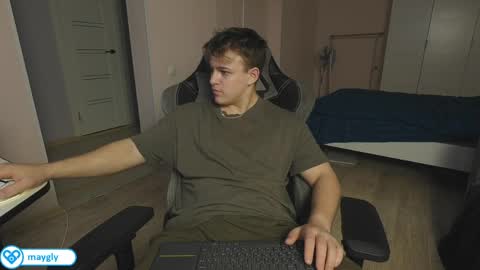 Snapshot of maygly chatting on 2, 3, 2026 Slava and Alextatto online show from 2, 3, 2026