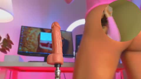 Snapshot of maykka chatting on 14, 2, 2025 Mayka online show from 14, 2, 2025