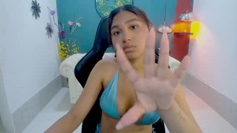 mayli_marie online show from 17, 4, 2026