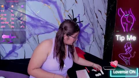 Snapshot of maylin_sweett chatting on 28, 10, 2025 maylin_sweett online show from 28, 10, 2025