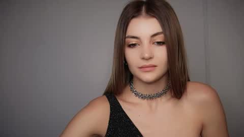 mayttease online show from 30, 7, 2026