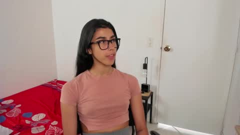 Snapshot of mazikeen_18 chatting on 2, 6, 2026 mazikeen_18 online show from 2, 6, 2026