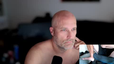 Snapshot of mcinside chatting on 28, 9, 2025 mcinside online show from 28, 9, 2025