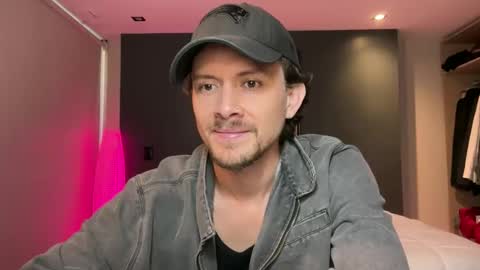 Snapshot of mcklister69 chatting on 17, 2, 2026 mcklister online show from 17, 2, 2026