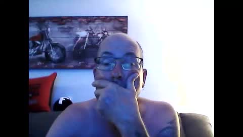 me at home online show from 3, 10, 2025