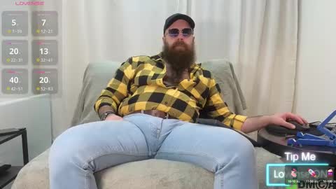 Meaty Roll online show from 1, 3, 2025