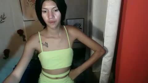 Snapshot of meaxox1 chatting on 8, 3, 2026 mea online show from 8, 3, 2026