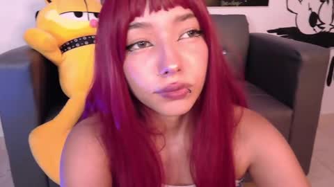 mec_sayuri online show from 17, 2, 2025