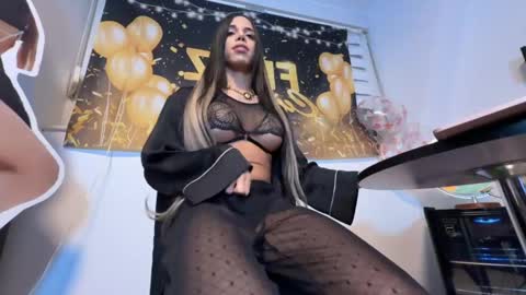   online show from 18, 11, 2025