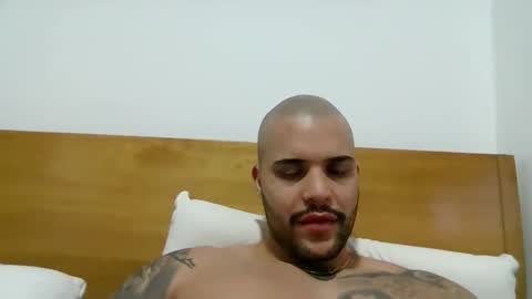 Snapshot of medellindrak chatting on 14, 1, 2025 filippoae online show from 14, 1, 2025