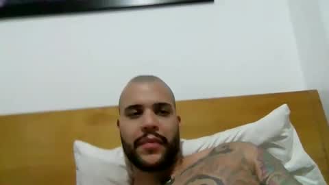 Snapshot of medellindrak chatting on 24, 2, 2025 filippoae online show from 24, 2, 2025