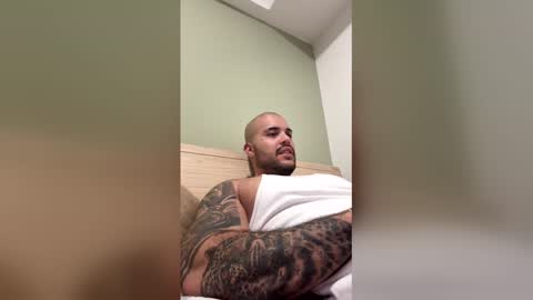 Snapshot of medellindrak chatting on 22, 2, 2026 filippoae online show from 22, 2, 2026