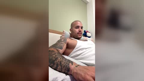 Snapshot of medellindrak chatting on 2, 3, 2026 filippoae online show from 2, 3, 2026