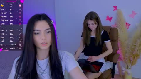 Snapshot of medina_andress chatting on 7, 3, 2026 Dina online show from 7, 3, 2026