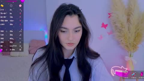 Snapshot of medina_andress chatting on 22, 3, 2026 Dina online show from 22, 3, 2026