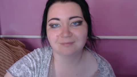 Snapshot of medjik_lool chatting on 7, 7, 2026 Oltereodora-lima online show from 7, 7, 2026