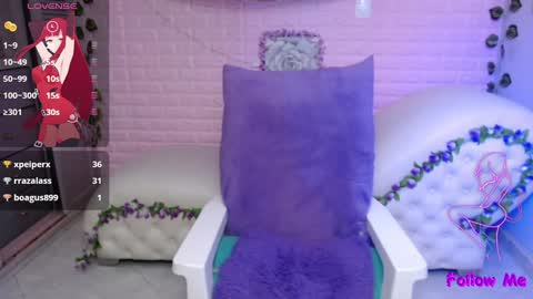 Snapshot of medussa_kat chatting on 2, 12, 2024 Katrina online show from 2, 12, 2024