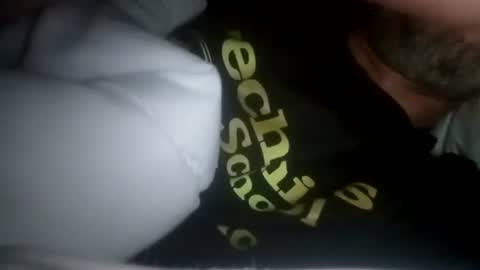 Snapshot of meeeetmee chatting on 5, 10, 2025 Vanilllaice online show from 5, 10, 2025