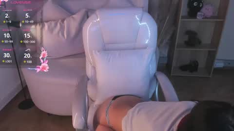   online show from 12, 2, 2025