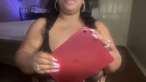 Snapshot of meetsouthernpeach chatting on 18, 2, 2025 Southern Peach online show from 18, 2, 2025