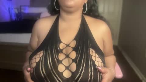 Snapshot of meetsouthernpeach chatting on 22, 2, 2025 Southern Peach online show from 22, 2, 2025