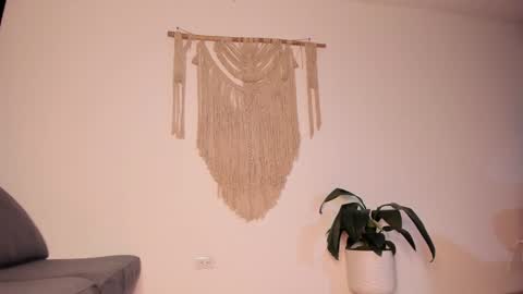 Snapshot of megan__88 chatting on 5, 1, 2025 megan online show from 5, 1, 2025