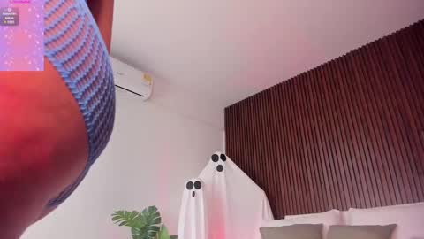 Snapshot of megan__88 chatting on 5, 10, 2025 megan online show from 5, 10, 2025